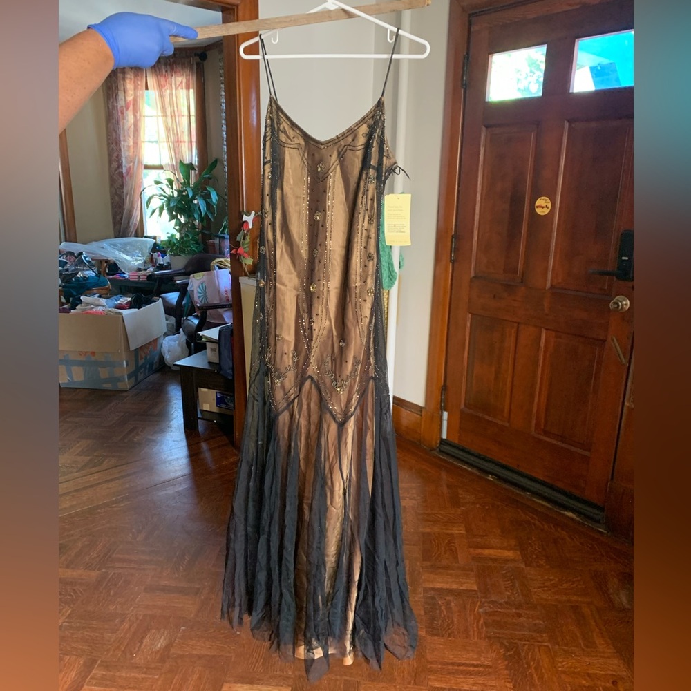 Flori Design Tan Dress